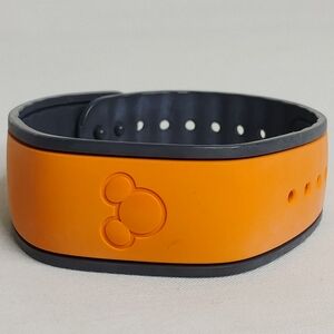 Disney Magic Bands Orange "Nadia" Mickey Mouse Park Admission Band ID Bracelet